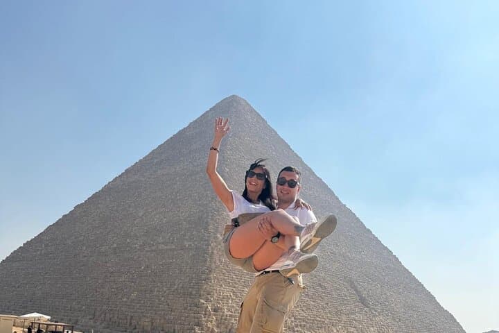 Full experience Tour Giza Pyramids,Sphinx, inside pyramids &tombs