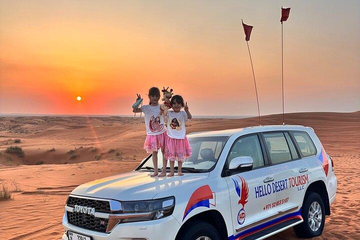 Dubai Desert Safari, Dune Bashing, Premium Lounge BBQ, Live Shows