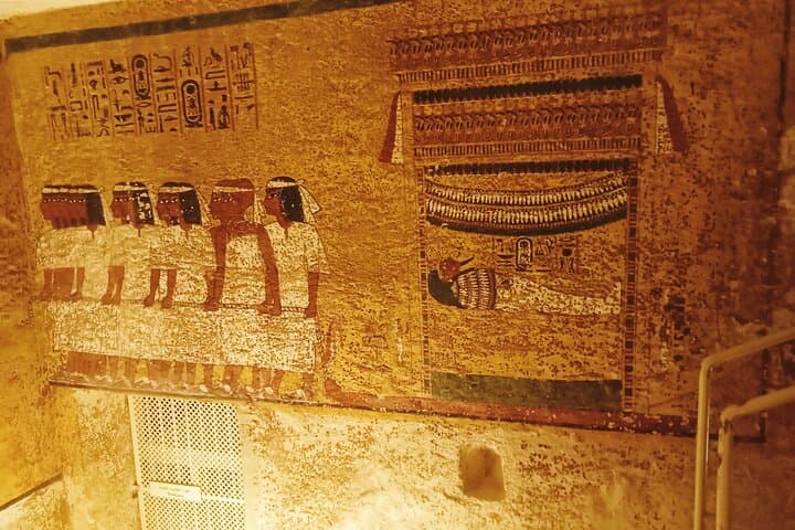 Luxor East and West Bank in Two Days Itinerary