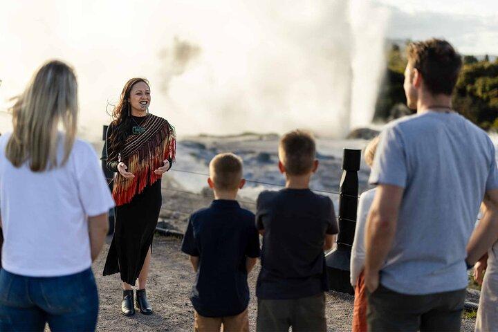 Rotorua: Te Rā Guided Experience + Haka