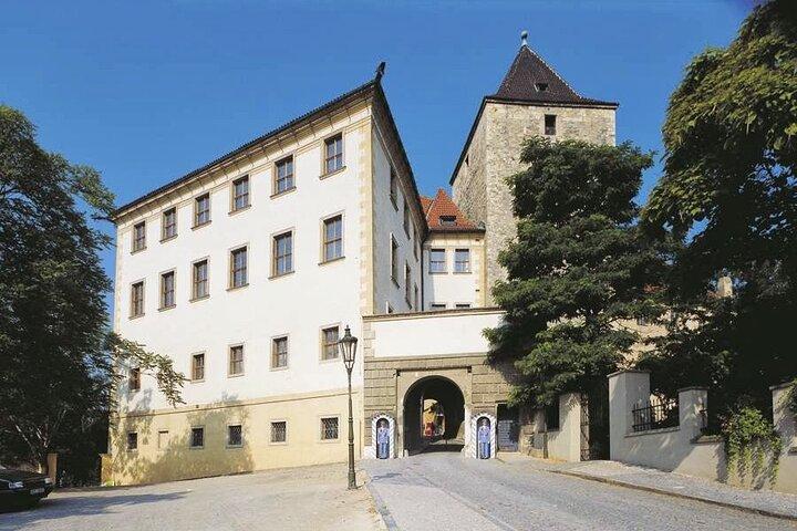 Prague Castle and Lobkowicz Palace Entry Tickets with Audio Tour