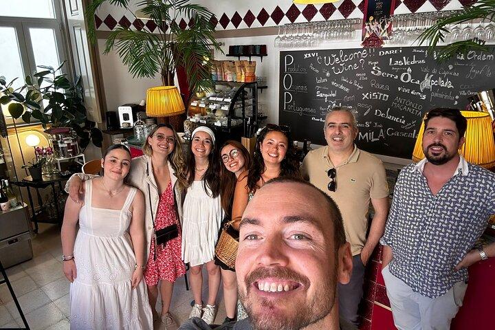 Lisbon TukTuk Tour: Wine, Food, Art, and History in 3.5 Hours