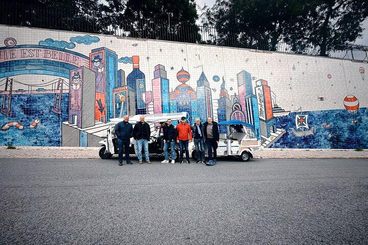 Lisbon TukTuk Tour: Wine, Food, Art, and History in 3.5 Hours