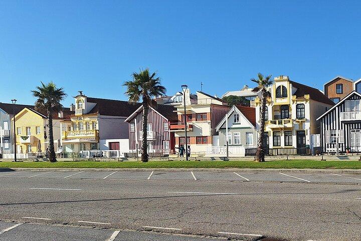 Private Lisbon to Porto tour - Scenic Stops - Electric Vehicle