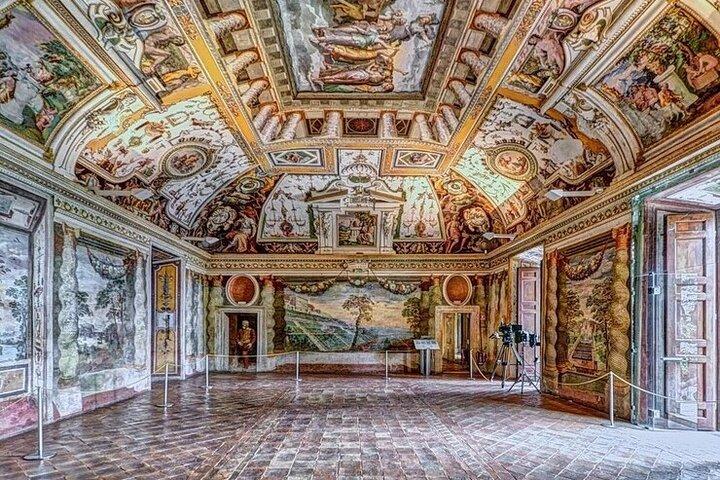 Excursion from Rome to Tivoli: Hadrian’s Villa and Villa d’Este