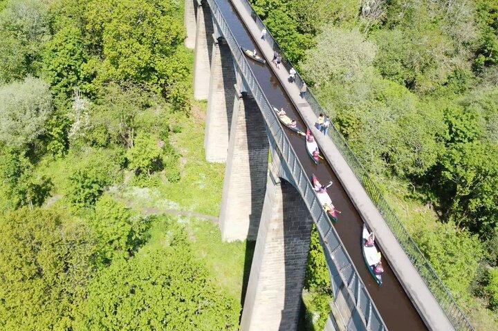 Pontcysyllte Aqueduct Canoe Tours in Llangollen