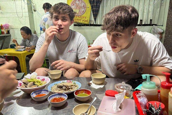 Committed Non-Touristy Saigon Street Food Tour By Scooters/Car