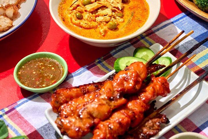 Bangkok Food Tour by Tuk Tuk - Hotel-pickup & Dinner