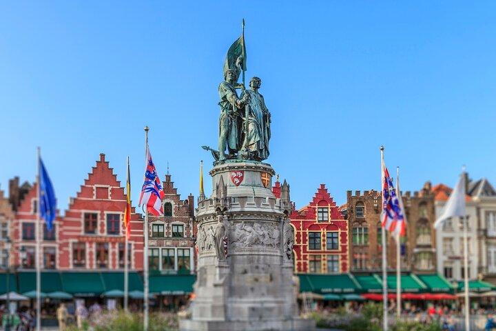 Private Day Tour from Amsterdam to Bruges with a Luxury Car