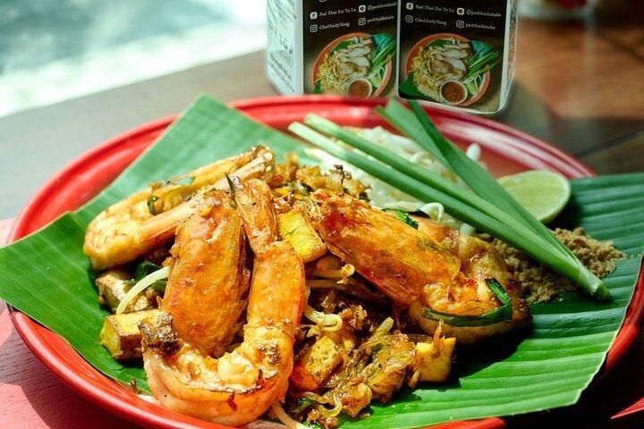Bangkok Michelin Food by Tuk Tuk - Hotel-pickup Lunch or Dinner
