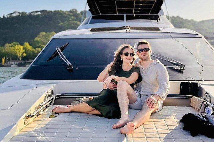 Istanbul Guided Bosphorus Cruise with Turkish Coffee Experience