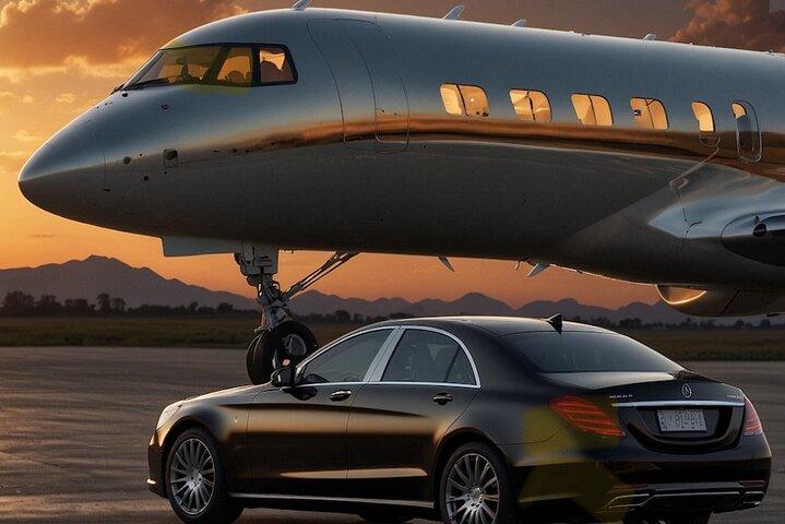 Private Transfer CDG & Orly ↔ Paris & Disneyland | Meet & Greet