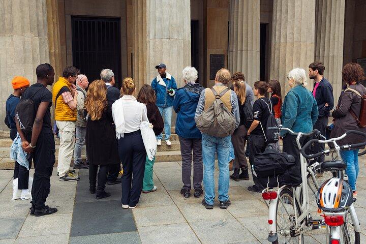 Historical city tour in the African Quarter in Berlin