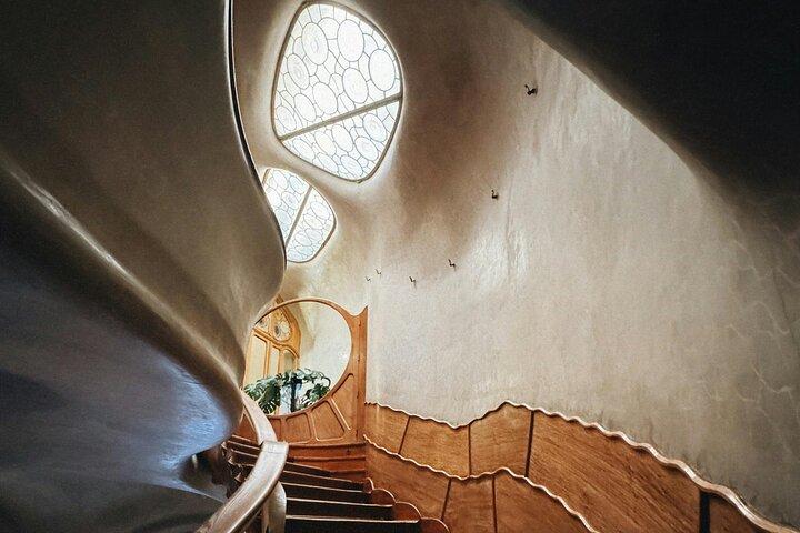 Casa Batlló Private Guided Tour with a local expert guide