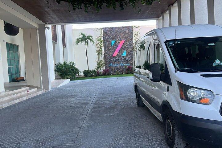 Cancun Hotel Zone Private Airport Transfer - One Way/Round Trip