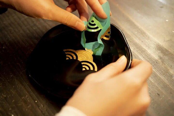 Day Tour from Kanazawa: Gold Leaf, Japanese Sweets and Ninja Star