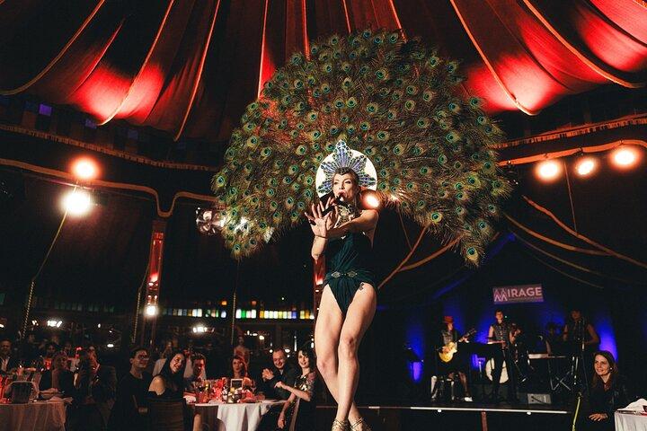 Burlesque Spectacular Dinner Show