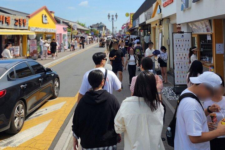 Gyeongju's Top Attractions on Private Tour with a Licensed guide