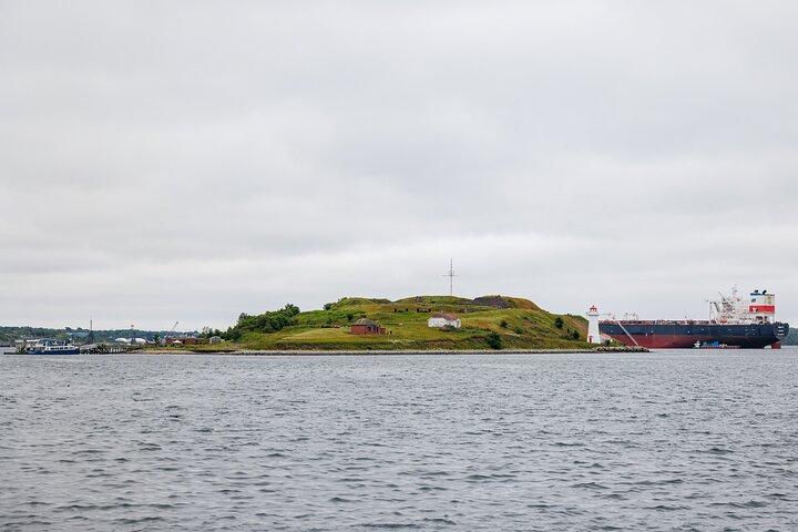 Halifax Harbourfront Small Group Food Tour