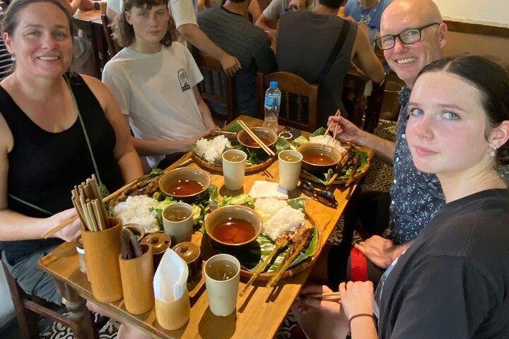 Hanoi City Half-Day Motorbike Tour with Street Foods (4.5 hours)