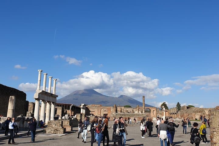 Grand Tour Herculaneum, Vesuvius & Pompeii