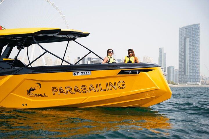 Parasailing in dubai with jbr beach and palm jumeria