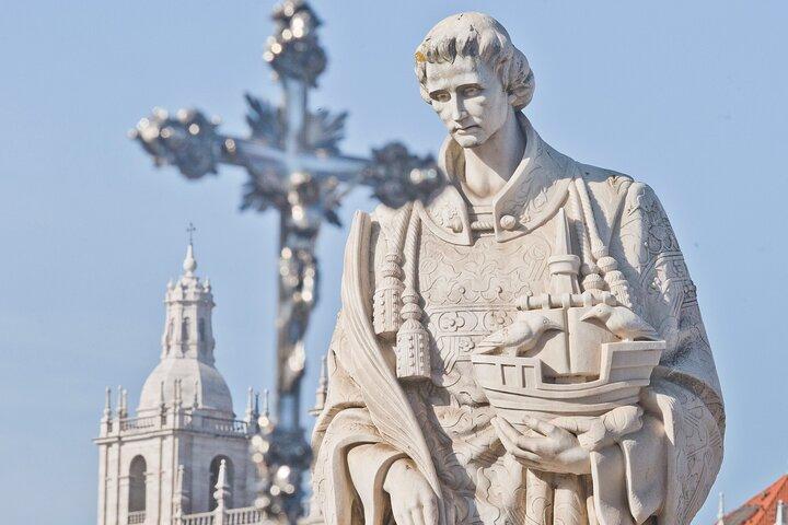 Lisbon Catholic Saints Tour: on Faith and Miracles - Private Tour