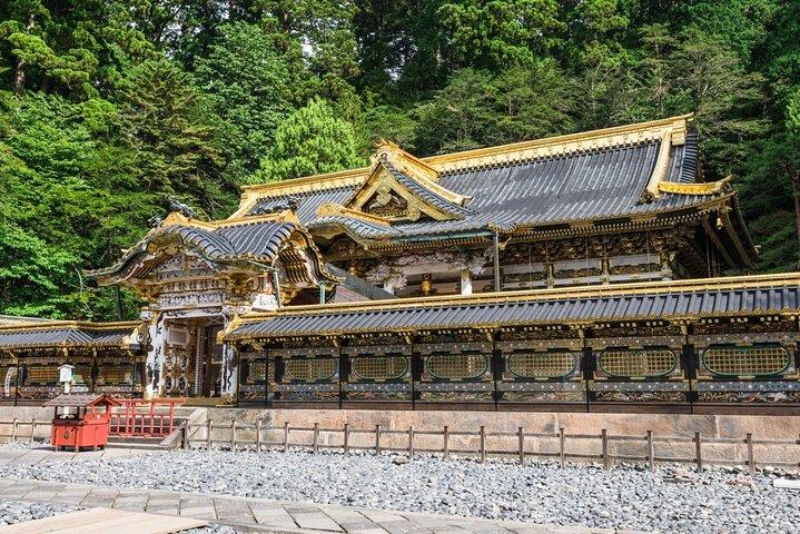 From Tokyo: Nikko Toshogu Shrine, Kegon Falls,Lake Chuzenji Tour