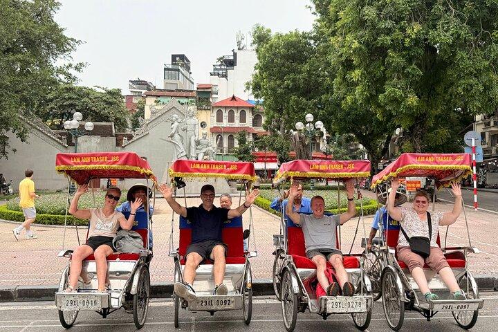 Hanoi Private Cyclo Tour: Explore the Old Quarter Culture & Charm