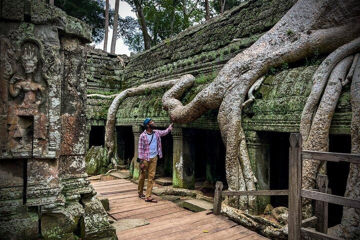 2 Day Angkor Wat Kulen Mountain Beng Mealea Floating Village Tour