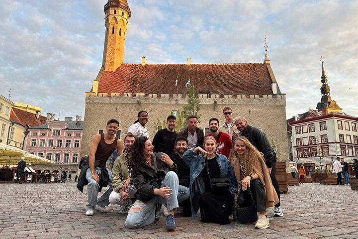 Tallinn Old Town Bar Crawl - free shots, discounts & club