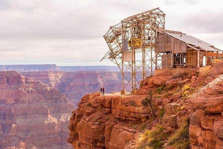 Small Group Grand Canyon, Hoover Dam and Joshua Tree Forest Tour