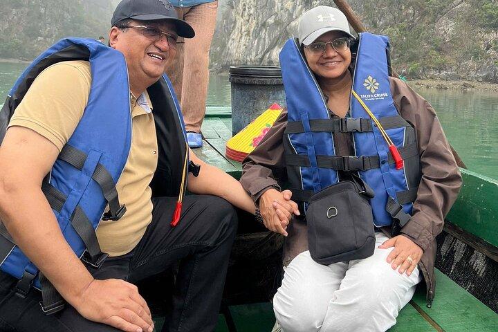 Premium Halong & Lan Ha Bay Yacht Tour with Taliya Day Cruise