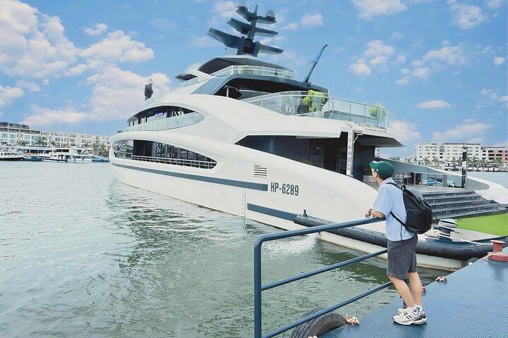 Taliya 5 Star Luxury Cruise Hanoi to Ha Long and Lan Ha Bay Tour