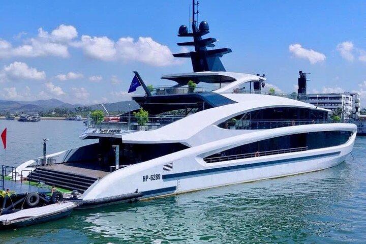 Premium Halong & Lan Ha Bay Yacht Tour with Taliya Day Cruise
