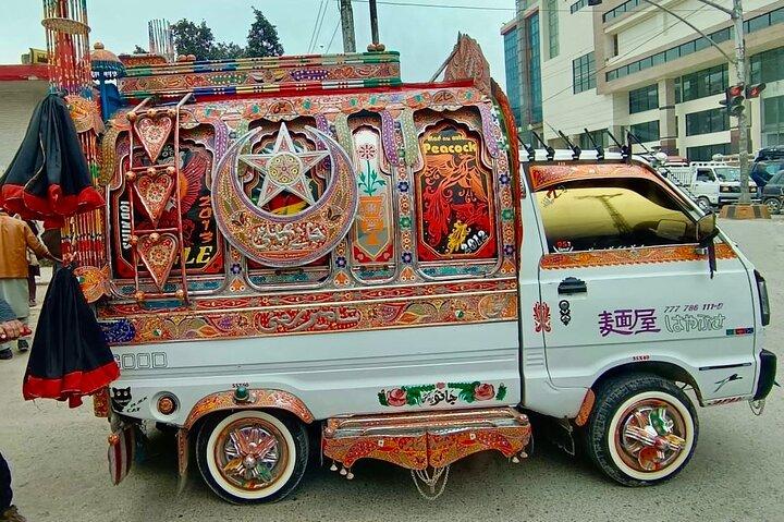 Rawalpindi guided private city tour, Old City Charm