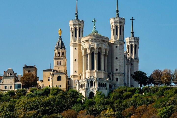 Custom Private Walking Tour in Lyon with Local Guide