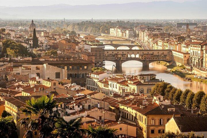 Florence at Your Feet : A Tour of Its Historic Jewels