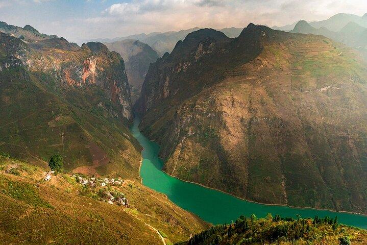 Highland Harmony Villages, Views and Vietnamese Heritage