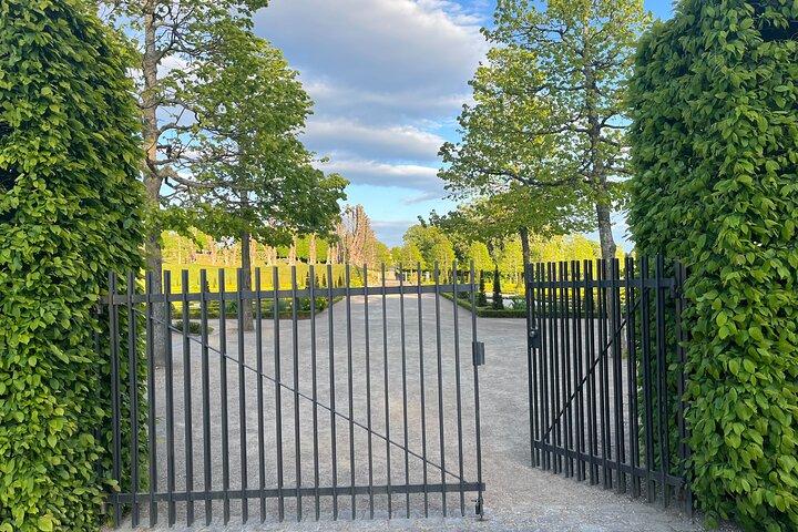 Frederiksborg Castle and Gardens: A Self-Guided Audio Tour