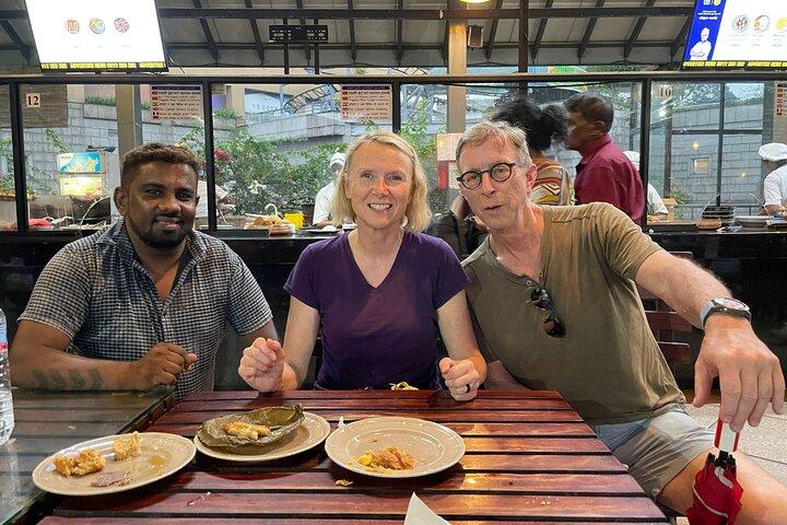Kandy Food Walk with Local expert