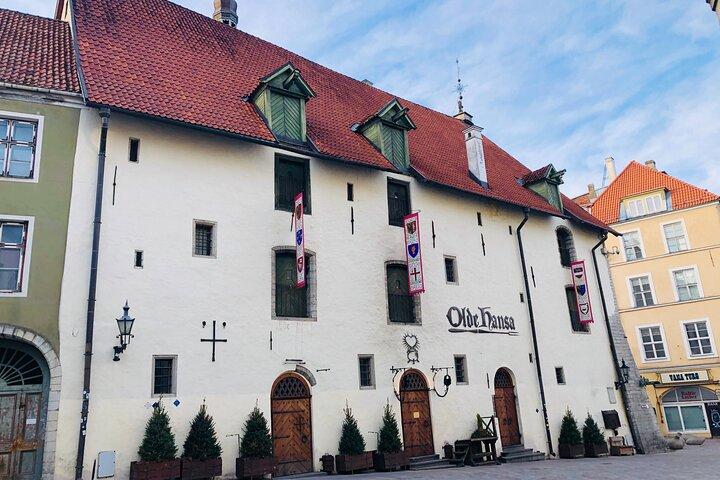 Tallinn Old Town Evening Walking Tour with Organ Concert