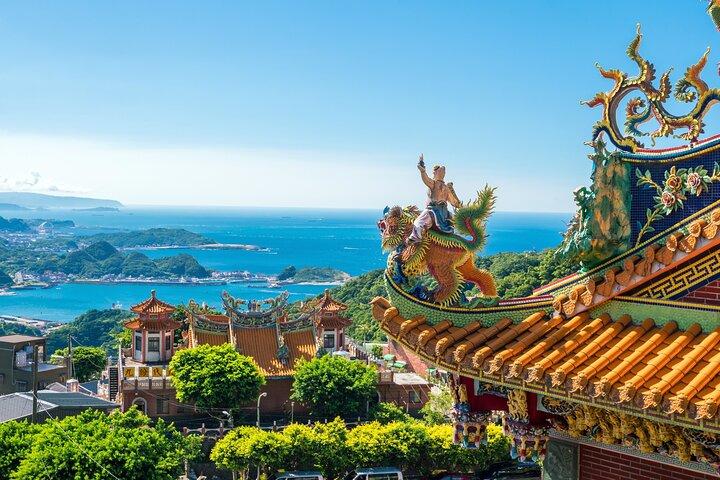 Half Day Private Tour to Jiufen, Shifen Waterfall & Pingxi Sky Lantern