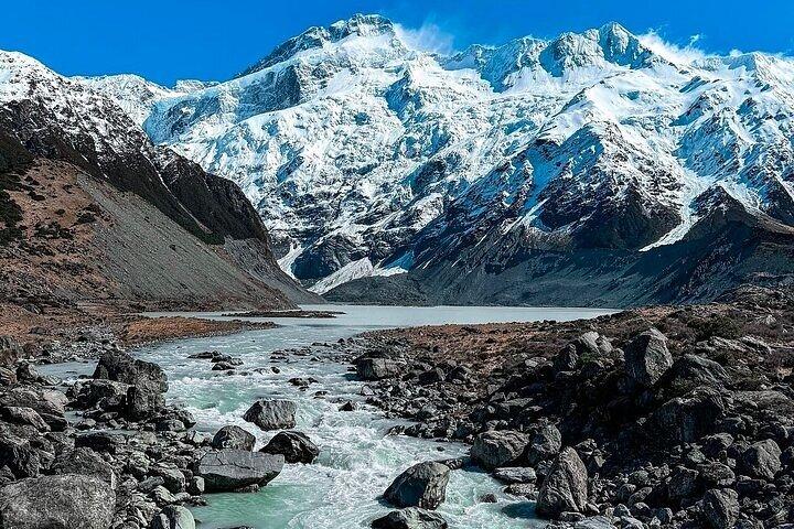 Queenstown to Christchurch One Way Tour Via Lake Tekapo & Mt Cook