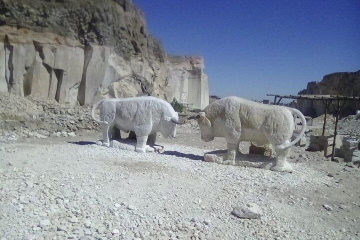 Arequipa Sillar Stone Quarries and Culebrillas Canyon Tour