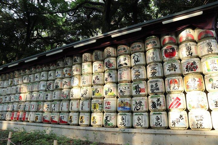 Tokyo Morning Tour Meiji Shrine, Asakusa and Local temple