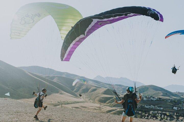 Paragliding Adventure Over the Atlas Mountains & Lake — Marrakech