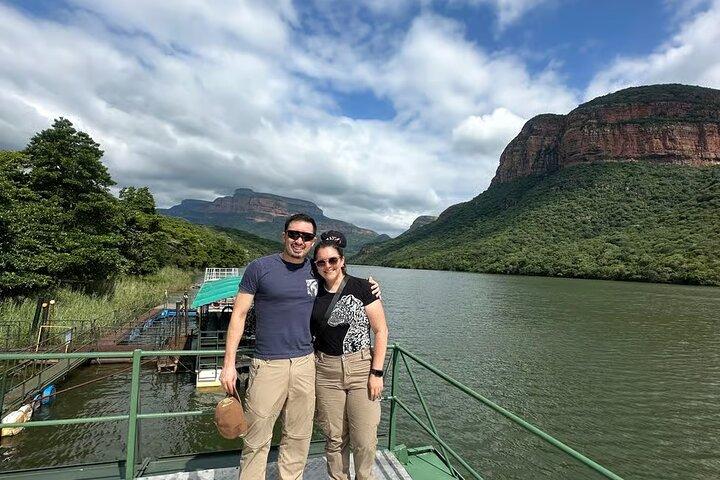 Blyde Boat Cruise & Moholoholo Animal Encounter Tour