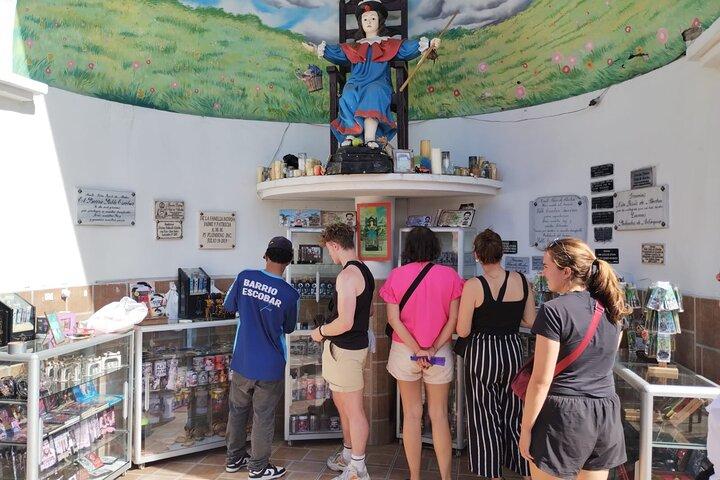Pablo Escobar Tour with Souvenir and Museum Escobar
