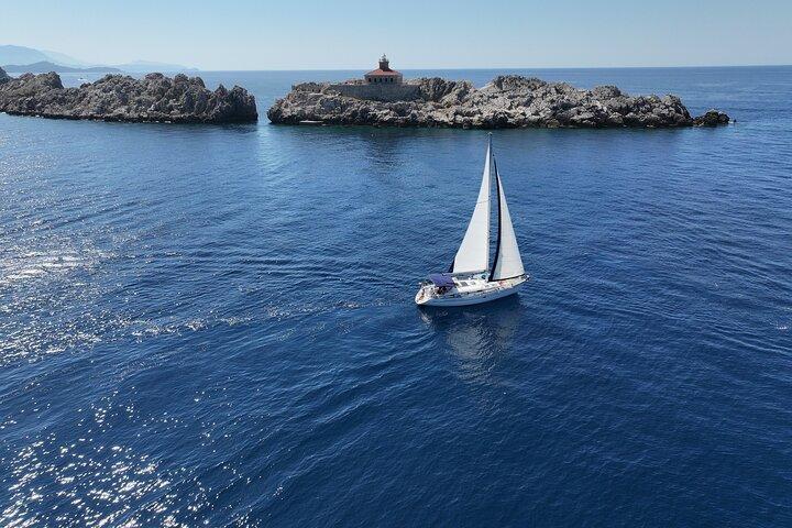 Dubrovnik : Full Day Group Sail Boat Tour to Elaphiti & Blue Cave